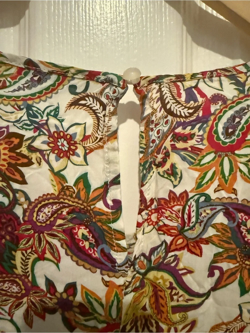 Cap-Sleeve Paisley Blouse in Multicolor